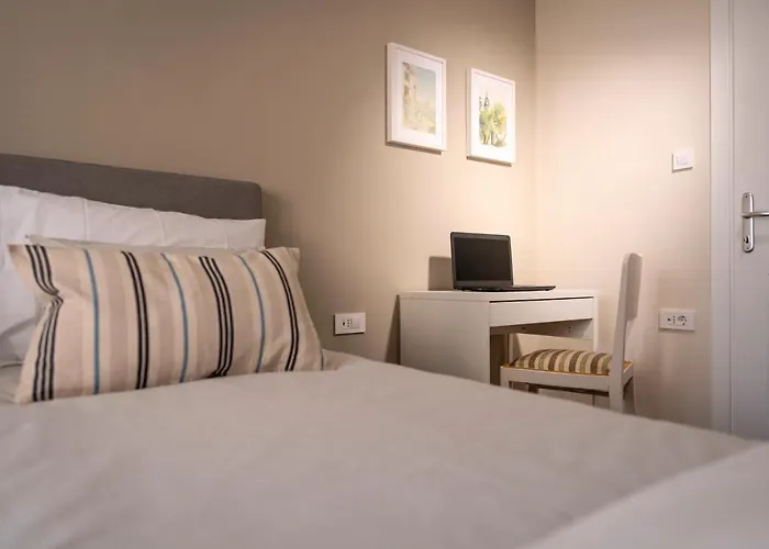 Paha-paha Modern Design, Sea View, Fast Wifi And Street Parking