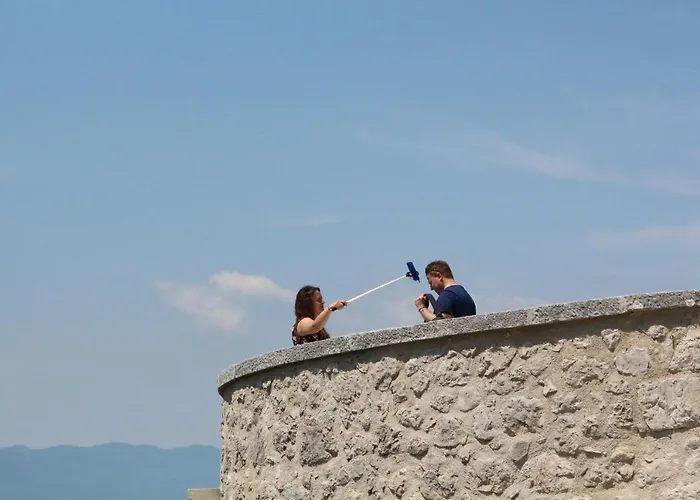 Paha-paha Modern Design, Sea View, Fast Wifi And Street Parking 公寓 里耶卡