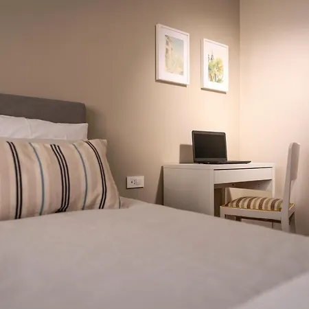 Paha-paha Modern Design, Sea View, Fast Wifi And Street Parking