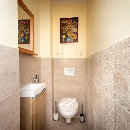 Paha-paha Modern Design, Sea View, Fast Wifi And Street Parking * Ριέκα