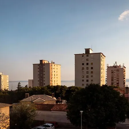 Paha-paha Modern With Sea View, Fast Wi-fi, And Free Parking! Apartment Rijeka